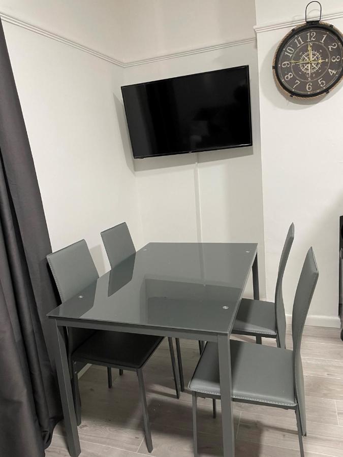 Central Plymouth Apartment מראה חיצוני תמונה